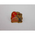 Custom Souvenir Badges, Irregular Shaped Pins (GZHY-LP-010)